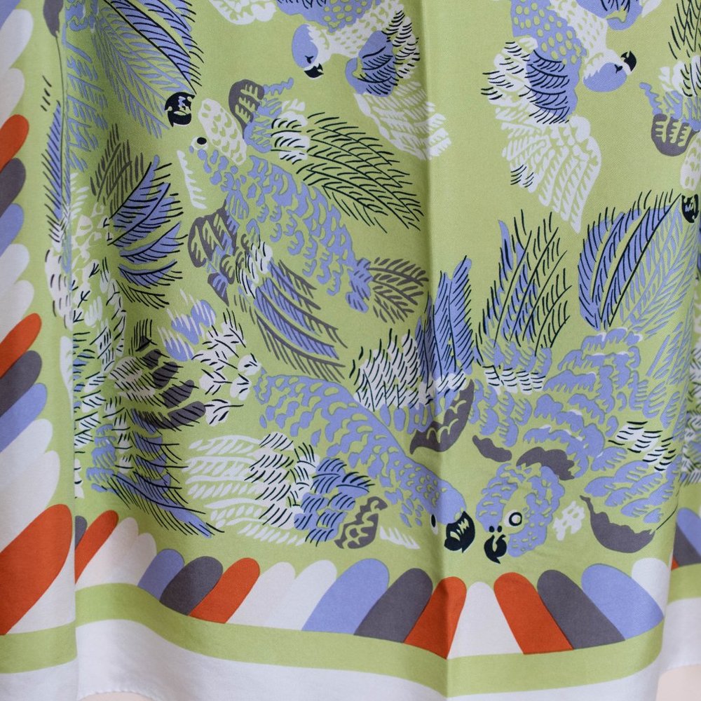 Vintage French Bianchini Ferier Pure Silk Large Scarf with Parrot Motif - Picture 2 of 5